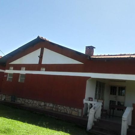 Hotel Knowledge For Change House Fort Portal Exteriér fotografie